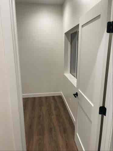 College Area 
ba Roomate Wanted