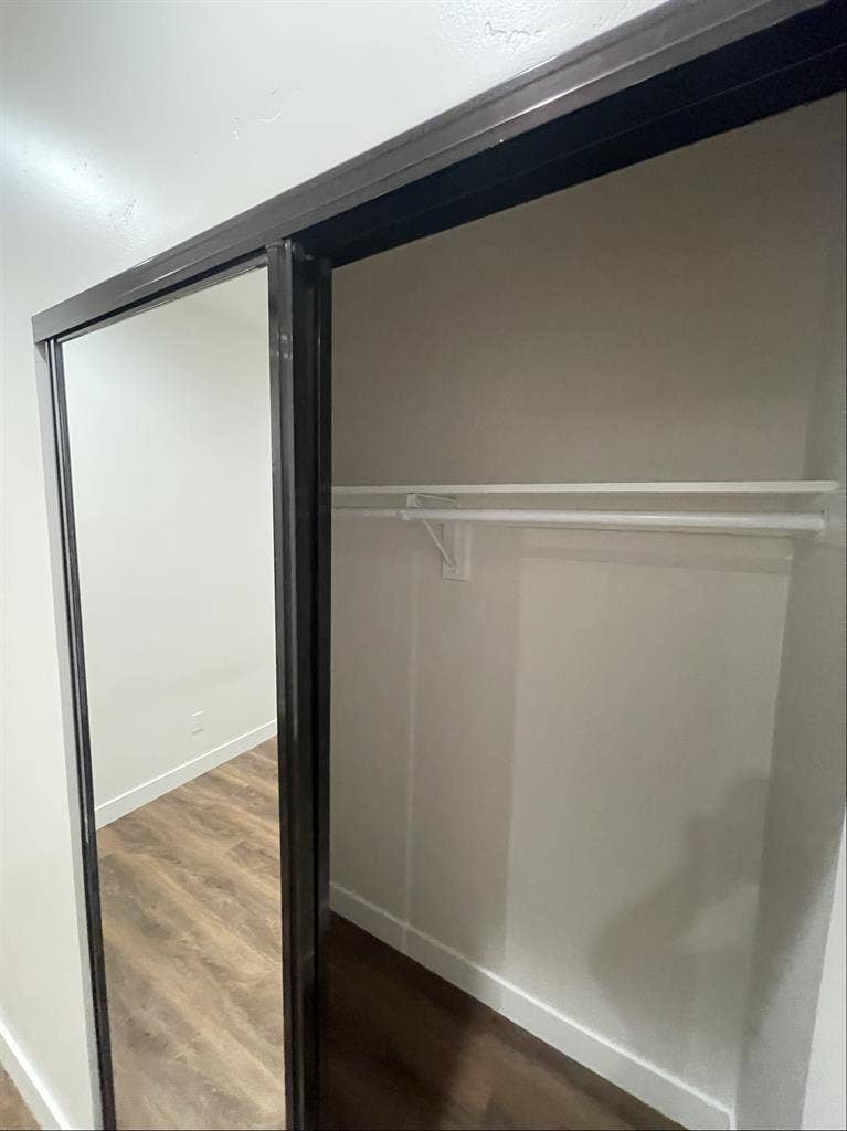 College Area 
ba Roomate Wanted