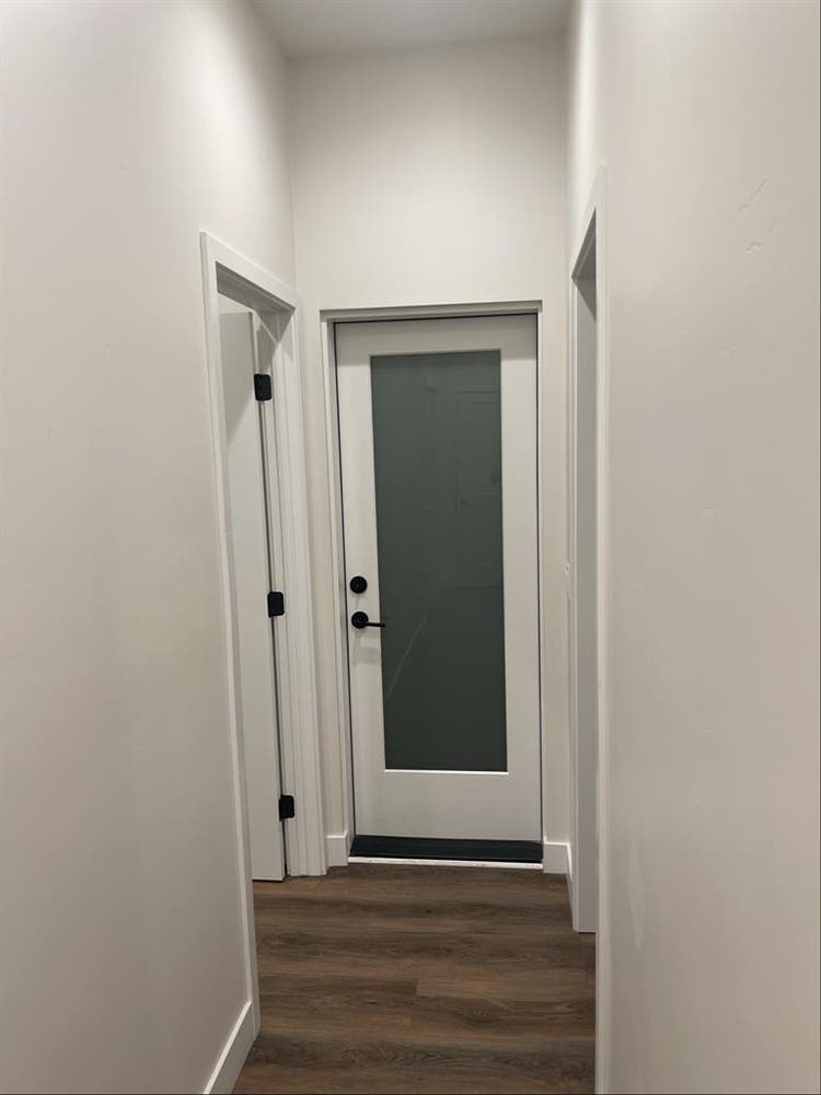 College Area 
ba Roomate Wanted