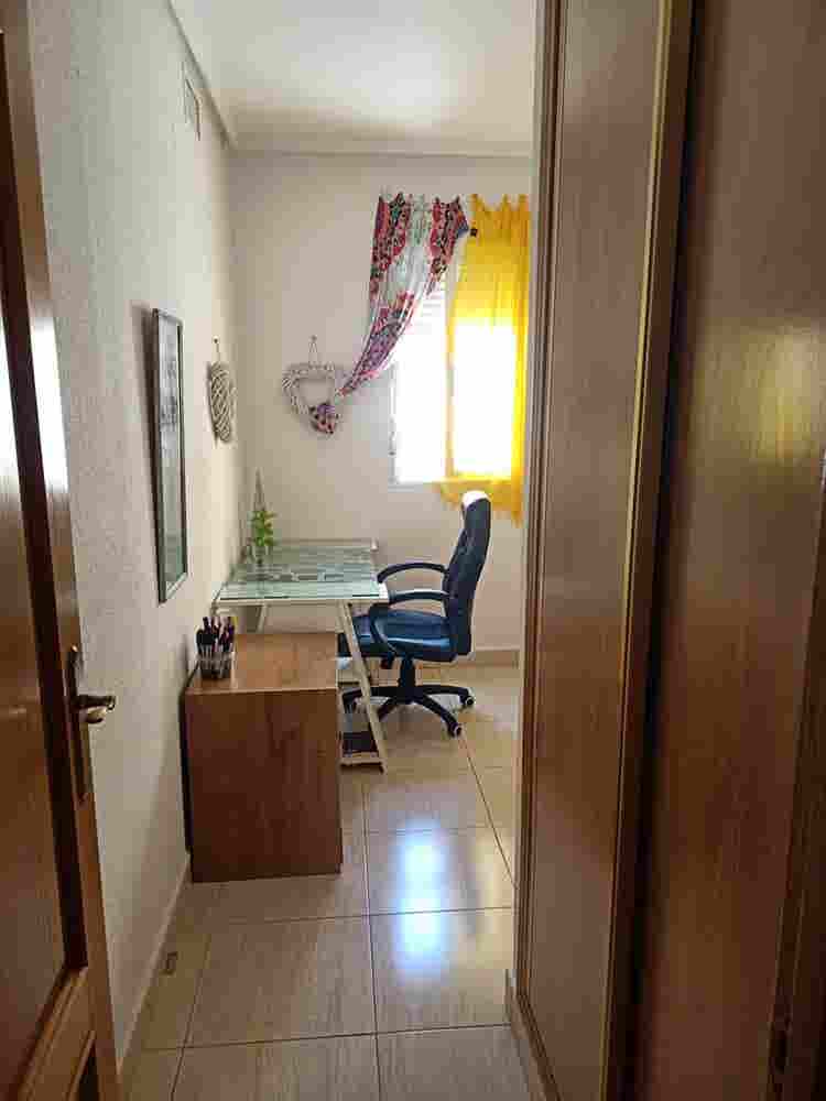 HABITACION SOLO CHICAS