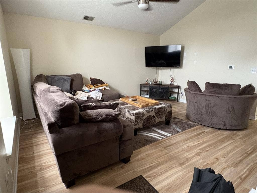 Looking for Lease Transfer