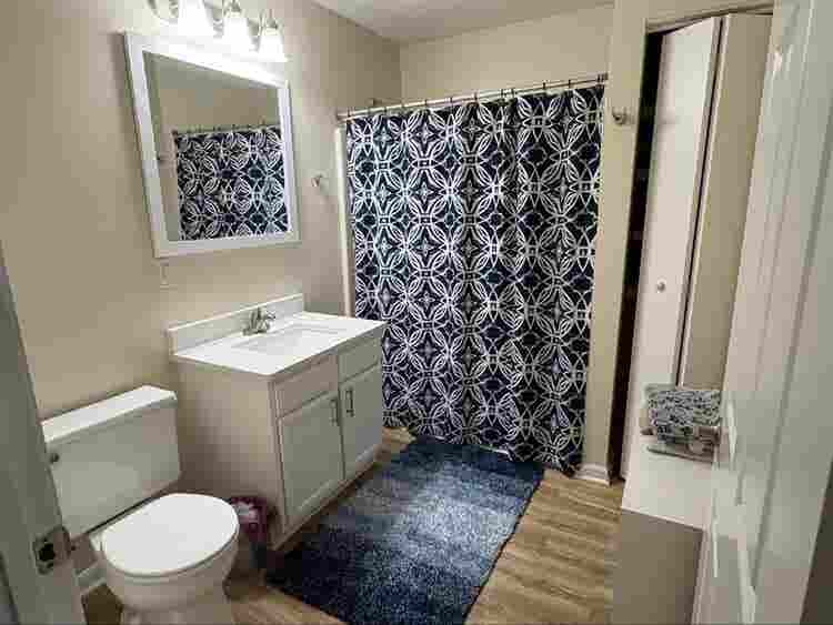 Looking for Lease Transfer