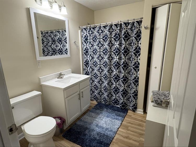 Looking for Lease Transfer