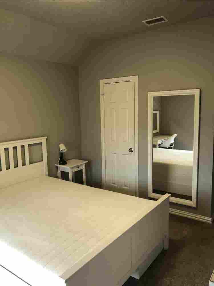 Furnished room in Plano