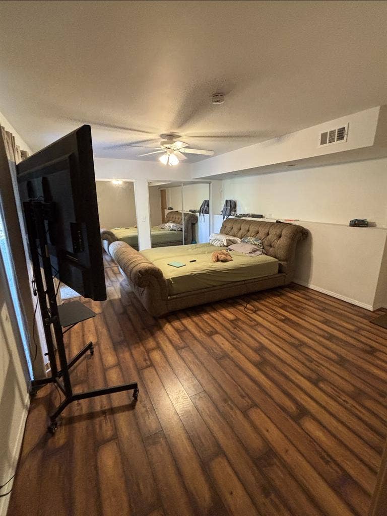 Room for rent