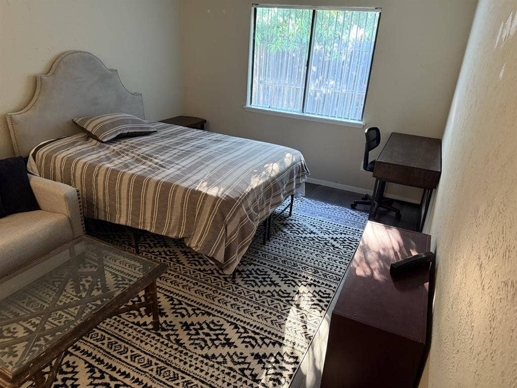 Furnished 1Bdrm w/sofa, shared bath
