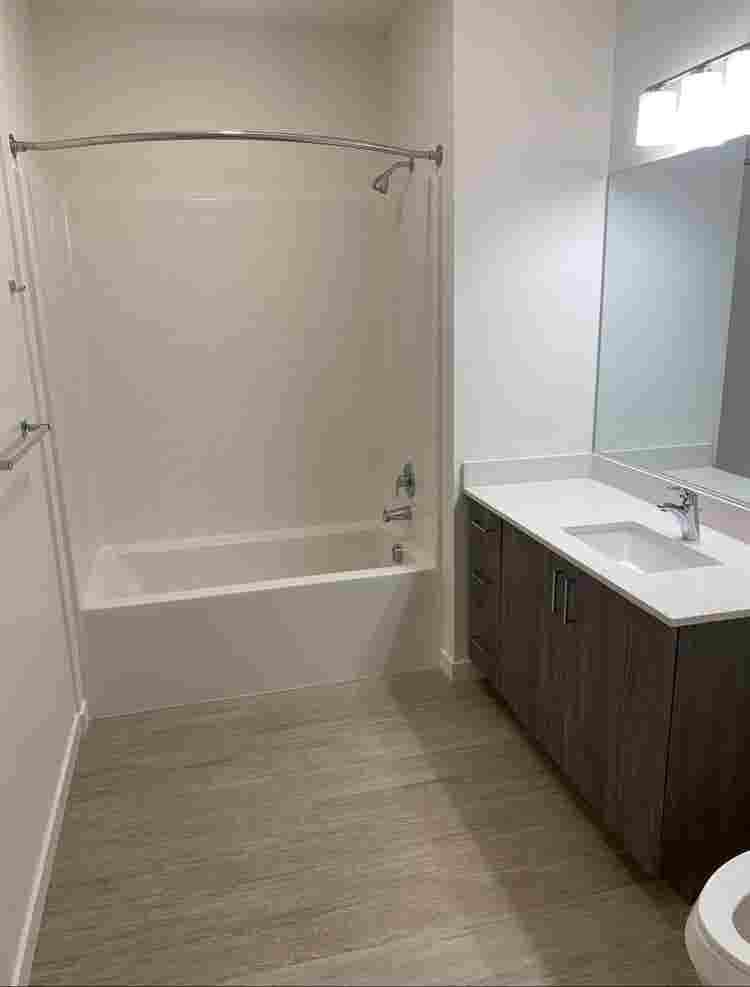 Room for rent with own bathroom
