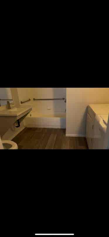 Room for rent in b Apartment