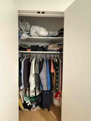 1 Room Available in