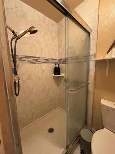 Private Room/Private Bathroomm