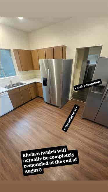 Awesome Clean Roomies