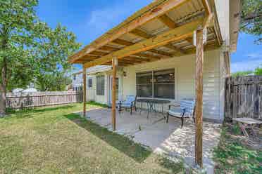 Beautiful Spacious FURNISHED BR