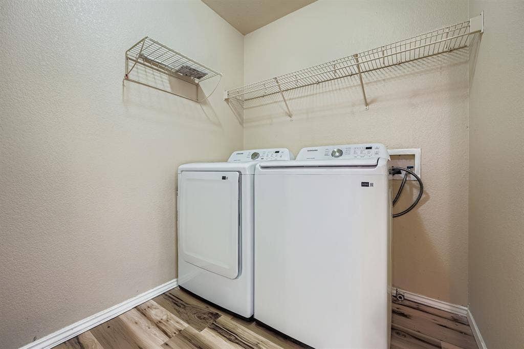 Beautiful Spacious FURNISHED BR