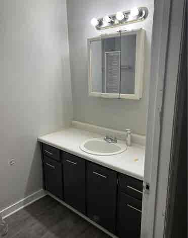 Master Bedroom and Free Utilities
