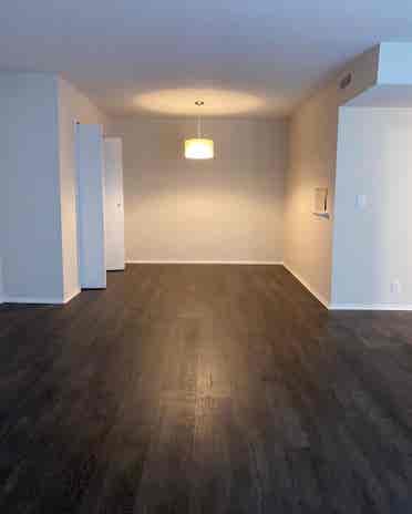 Master Bedroom and Free Utilities