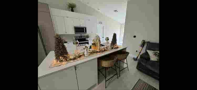 Furnished room 
all included