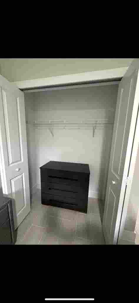 Furnished room 
all included