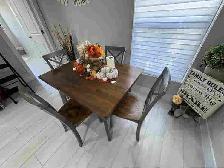 Furnished room 
all included