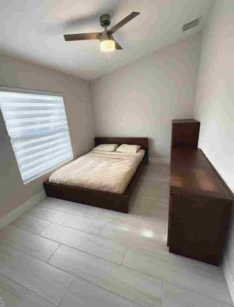 Furnished room 
all included