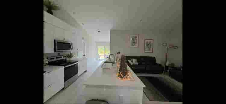 Furnished room 
all included