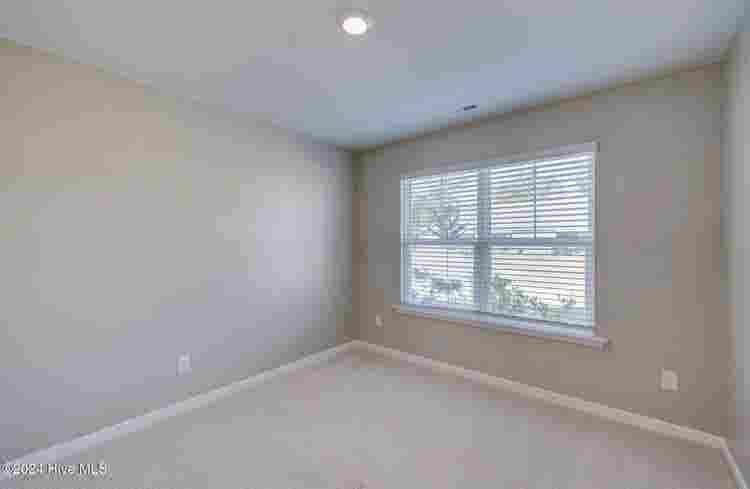1 bedroom and 1 bathroom for rent