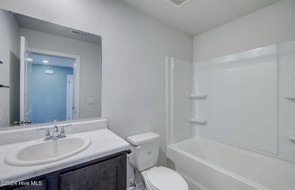 1 bedroom and 1 bathroom for rent