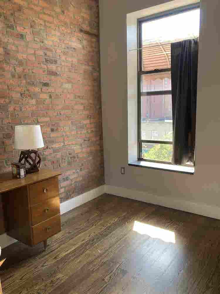 Roommate for Four Bedroom Apt