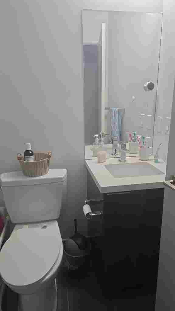 1 bedroom and private washroom