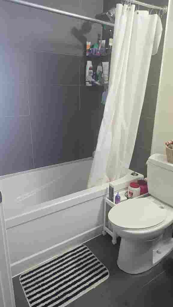 1 bedroom and private washroom