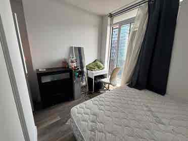1 bedroom and private washroom