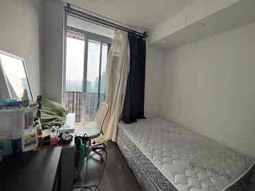 1 bedroom and private washroom