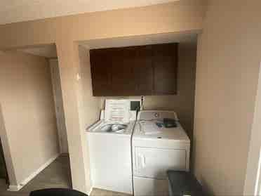 Utilities included !!