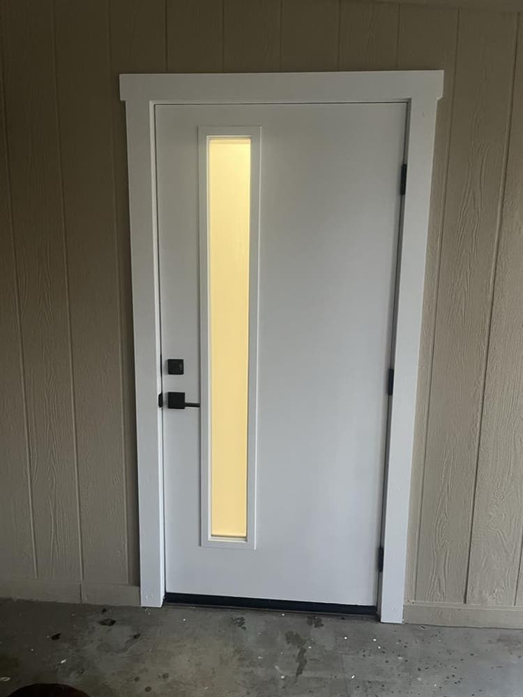 Room with retreat for rent