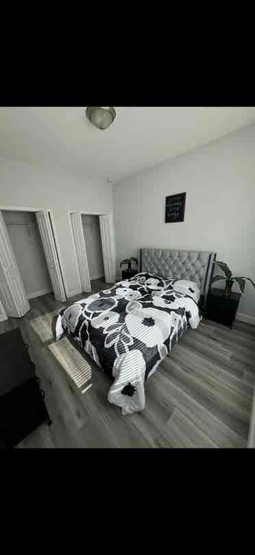 Multiple rooms available now