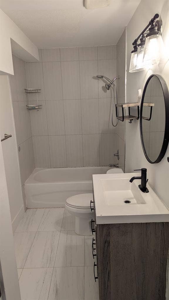 1 BEDROOM BASEMENT SUITE FOR RENT