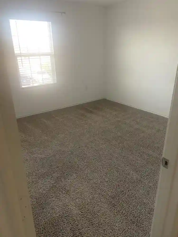 Room for rent in southeast Austin