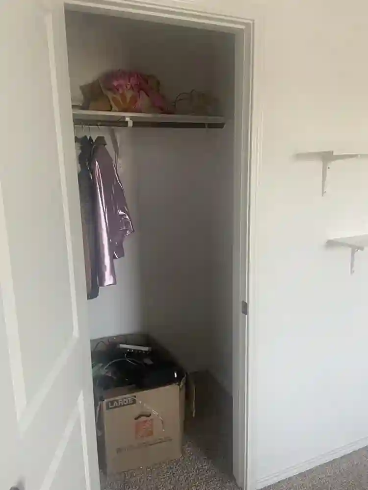 Room for rent in southeast Austin