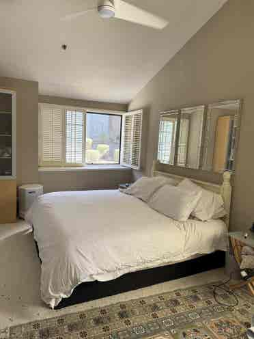 Furnished  Loft,  Bath