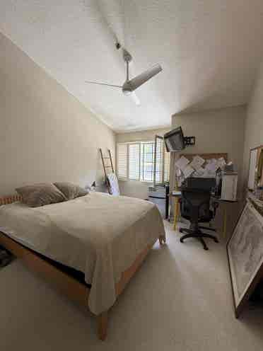 Furnished  Loft,  Bath
