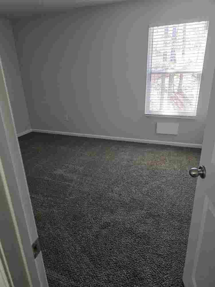 Room for rent in house