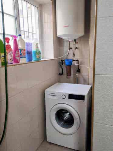 Room with expenses included