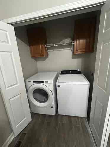 Master bedroom for rent