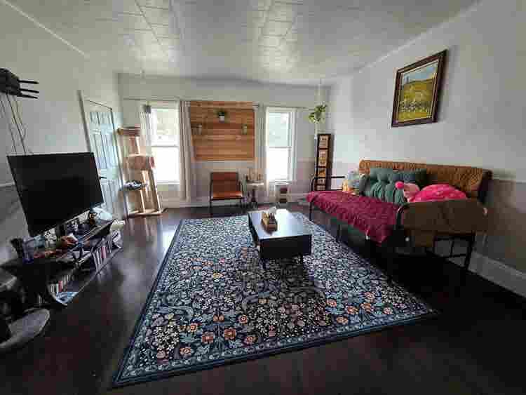 Roommate wanted