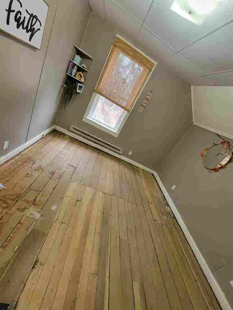Roommate wanted