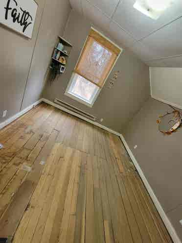 Roommate wanted