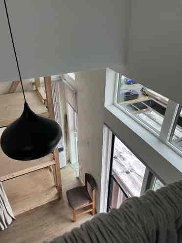 Minimalist Stay. Eastlake!