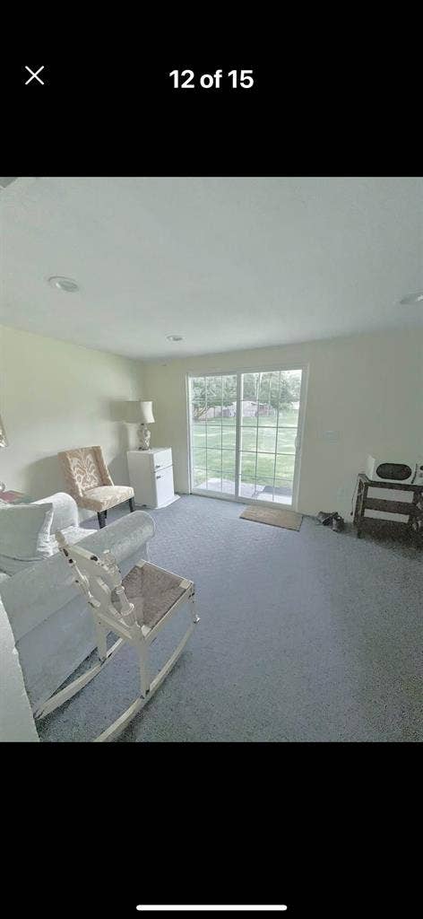 Room for rent sept 1