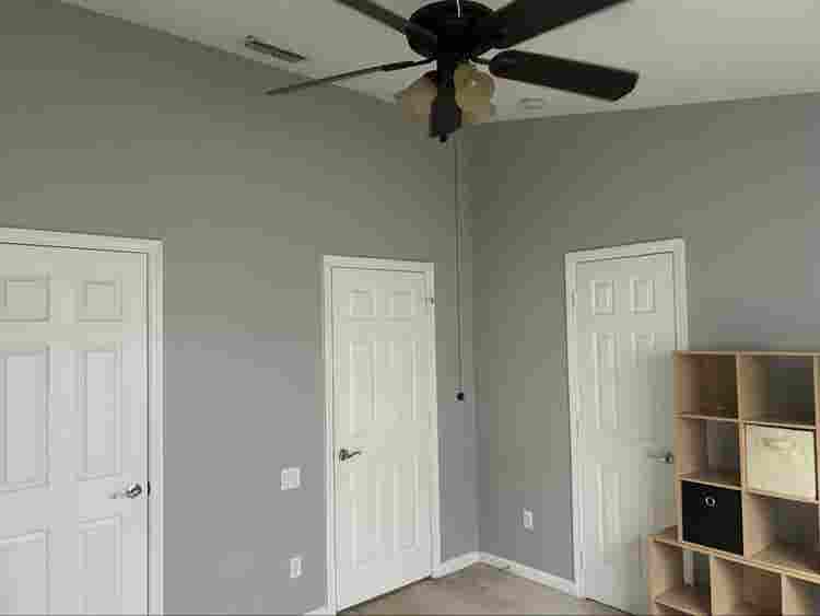 Master bedroom (utilities included)