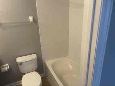 Master bedroom (utilities included)