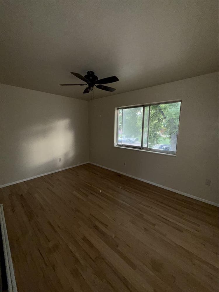 QUALITY Roommates wanted!